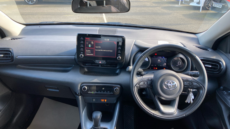 Toyota Yaris 1.5 Hybrid Design 5dr CVT Hybrid Hatchback